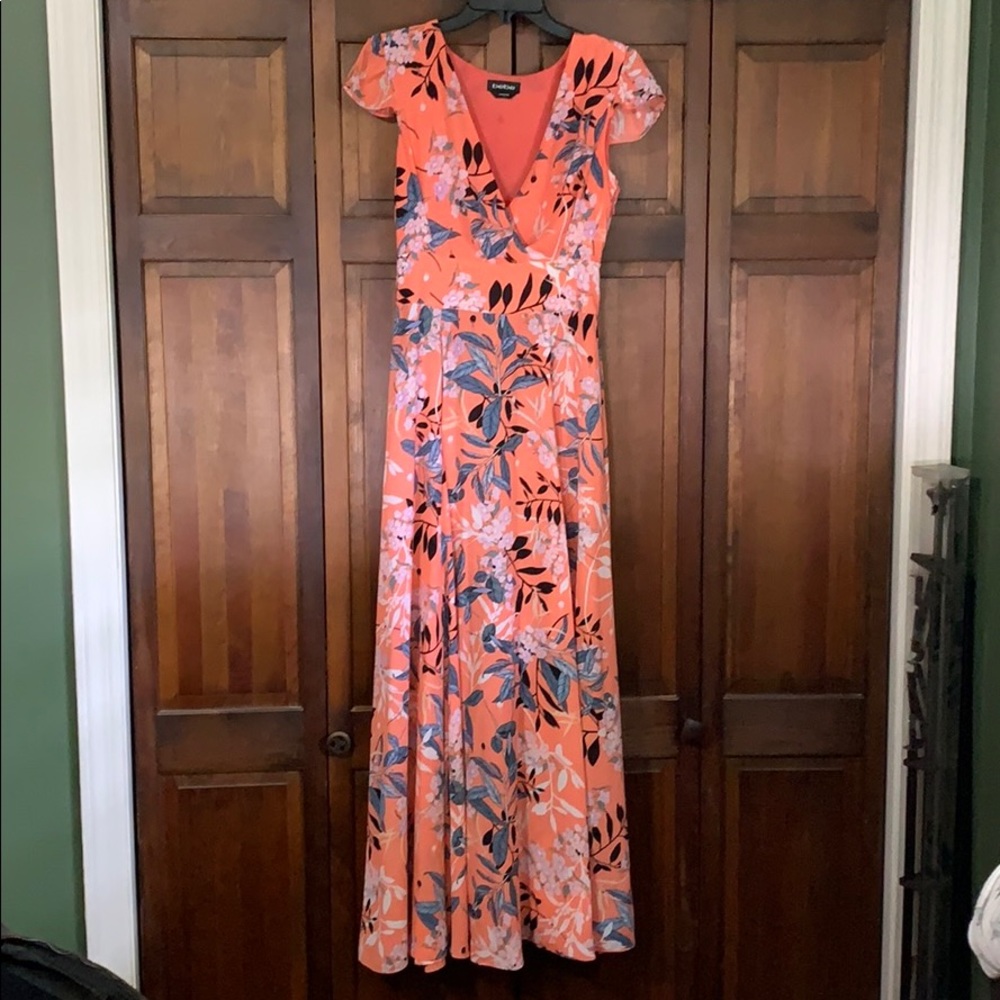 Bebe Floral V-Neck Maxi Dress